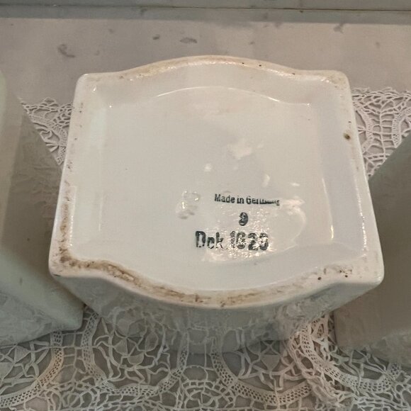 Matching Set 3 Barley, Rice, Oatmeal Dek 1623 Ges Geschatzt Porcelain Canisters - Picture 9 of 11